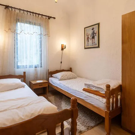 Awesome In With Wifi Daire Poreč