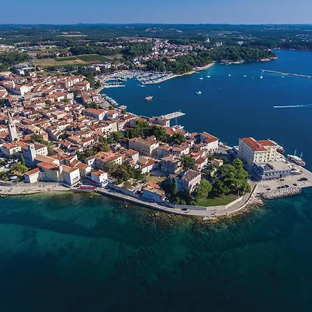 Apartman Awesome In With Wifi Porec